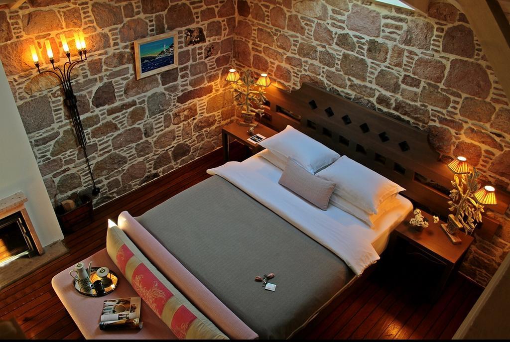 Cunda Lena Otel Ayvalik Bilik gambar